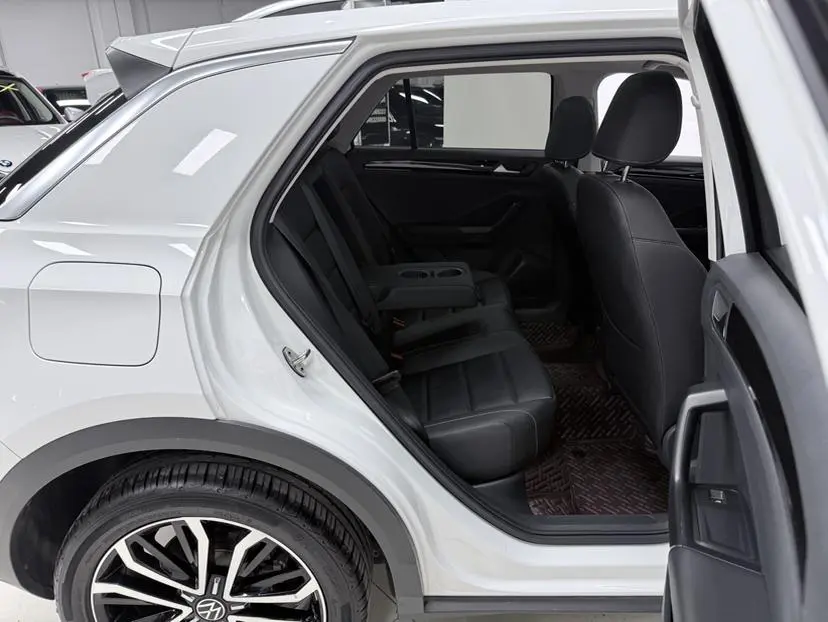 Volkswagen T-Roc 2022 280TSI DSG 2WD PLUS