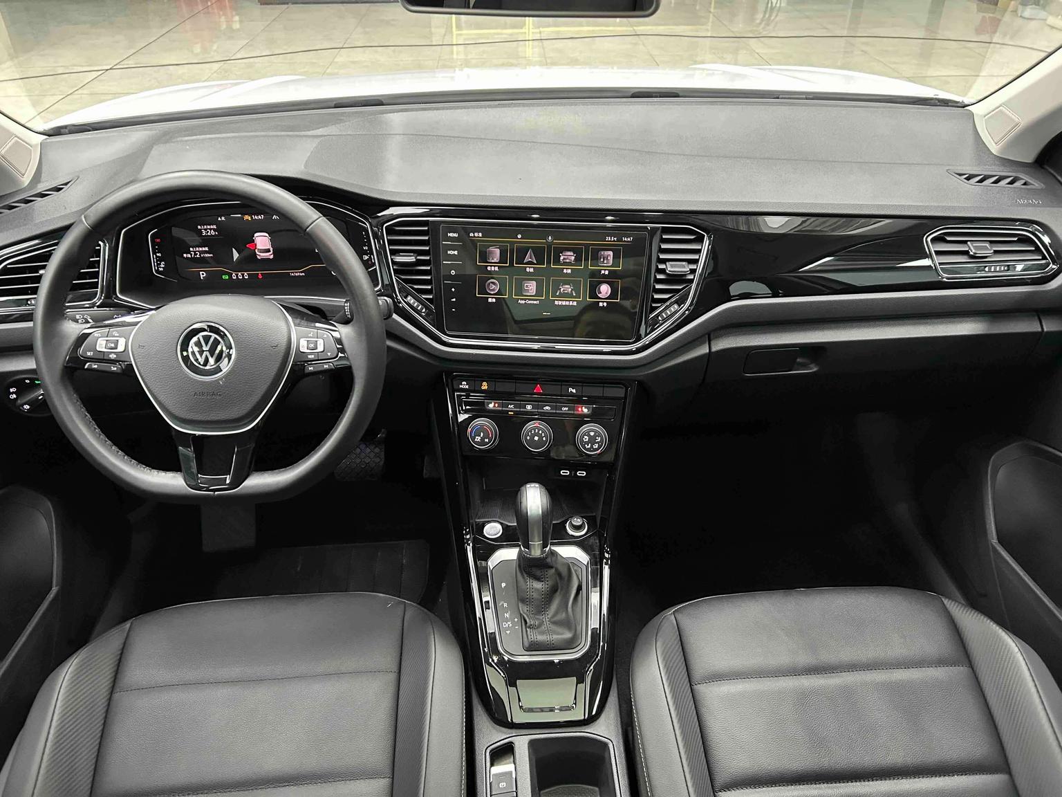 Volkswagen T-Roc 2022 280TSI DSG 2WD PLUS