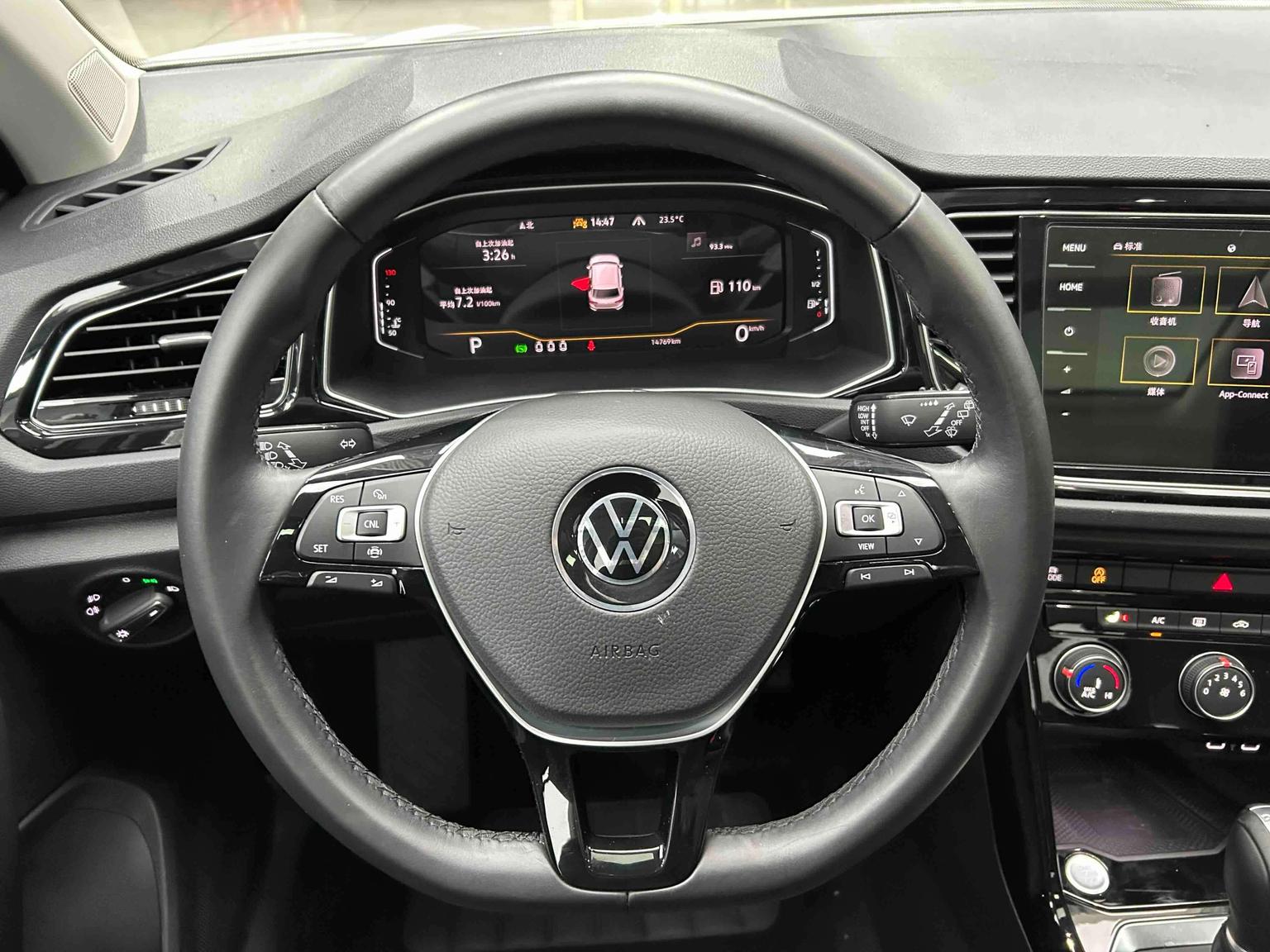 Volkswagen T-Roc 2022 280TSI DSG 2WD PLUS