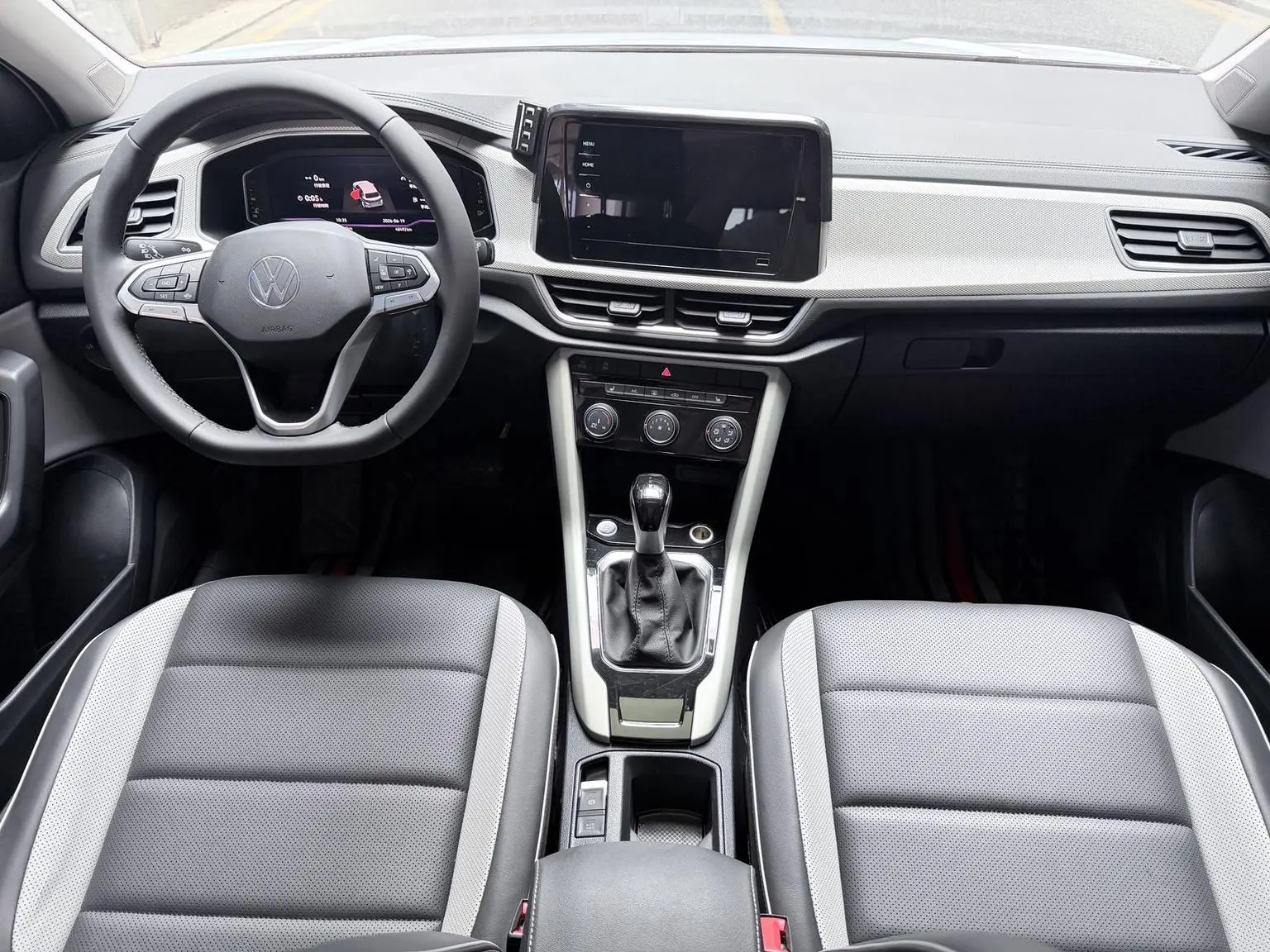 Volkswagen T-Roc 2023 280TSI DSG