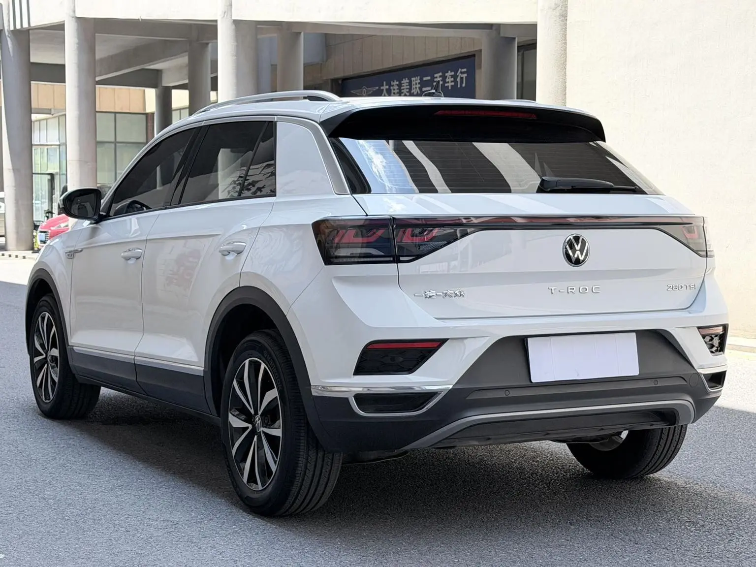 Volkswagen T-Roc 2023 280TSI DSG
