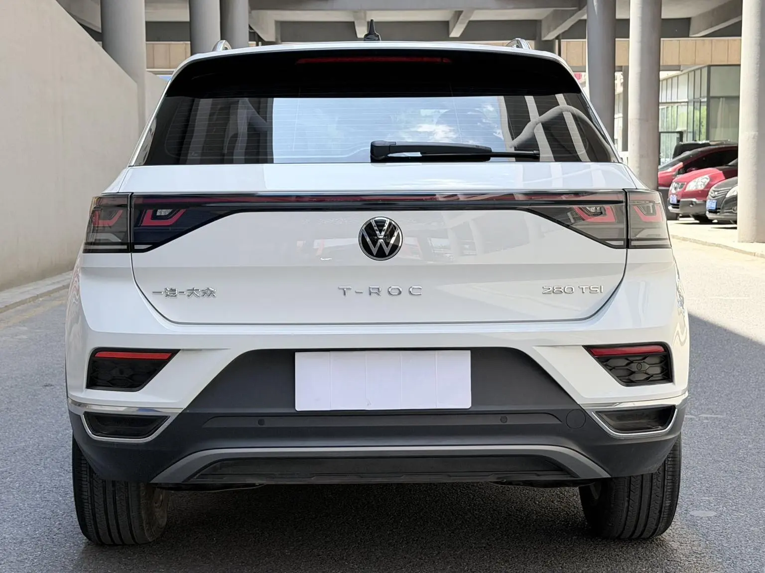 Volkswagen T-Roc 2023 280TSI DSG