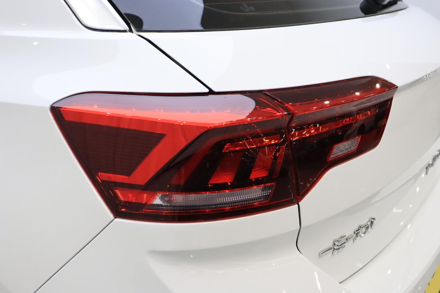 Volkswagen T-Roc 2021 Facelift 280TSI DSG 2WD Smart Connected