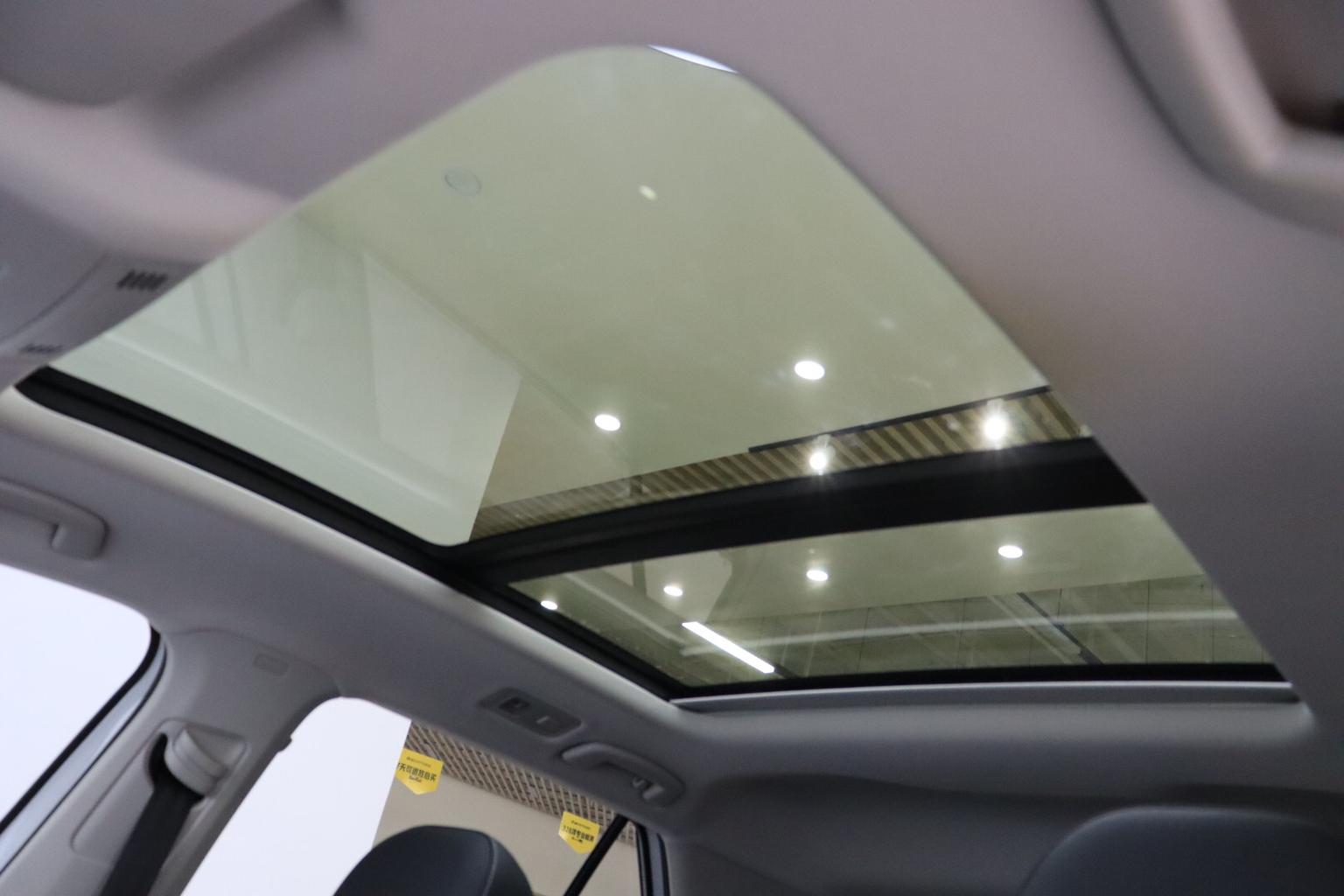 Volkswagen T-Roc 2021 Facelift 280TSI DSG 2WD Smart Connected