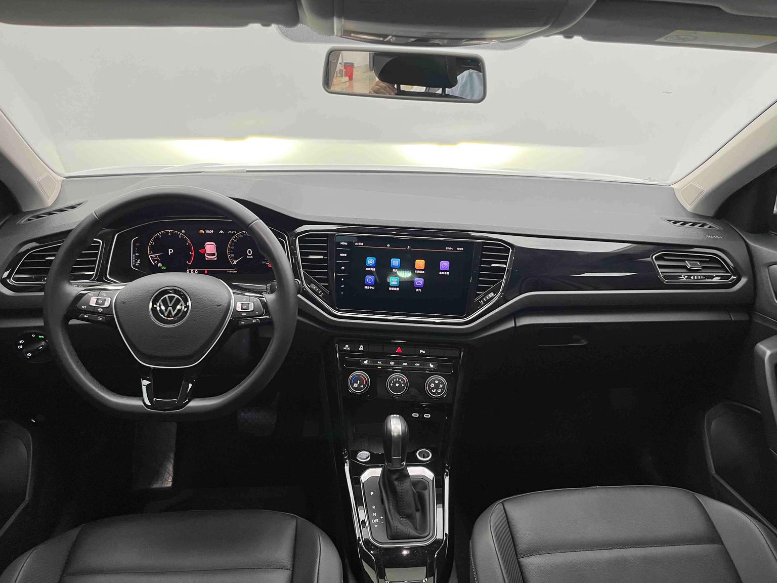 Volkswagen T-Roc 2022 280TSI DSG 2WD PLUS