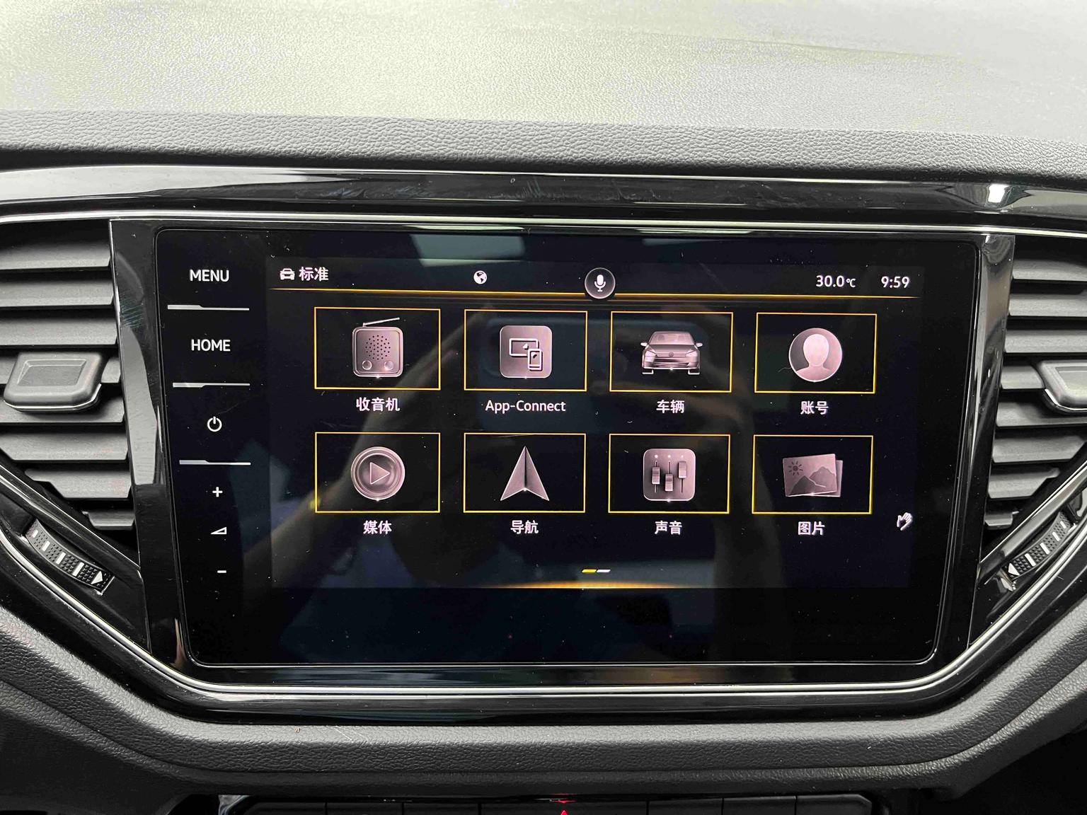 Volkswagen T-Roc 2022 280TSI DSG 2WD PLUS