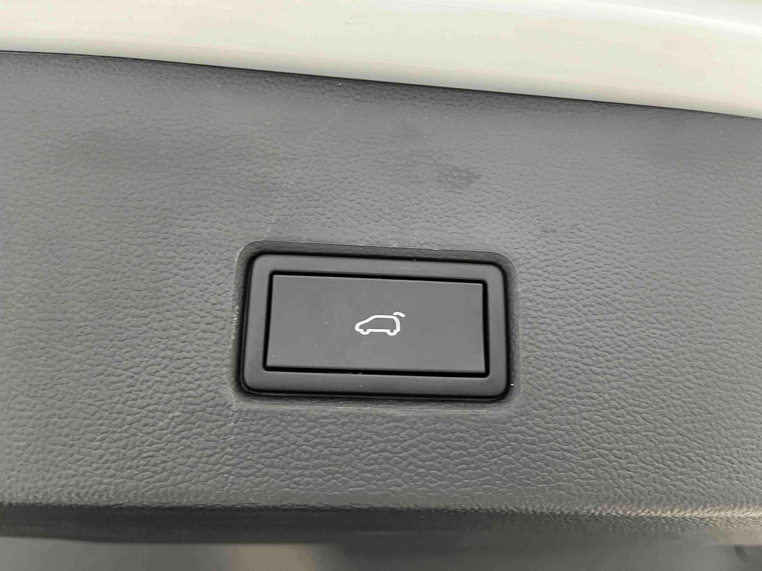 Volkswagen T-Roc 2022 280TSI DSG 2WD PLUS