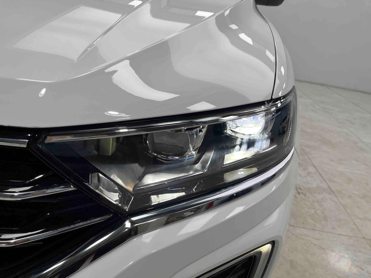 Volkswagen T-Roc 2022 280TSI DSG 2WD PLUS