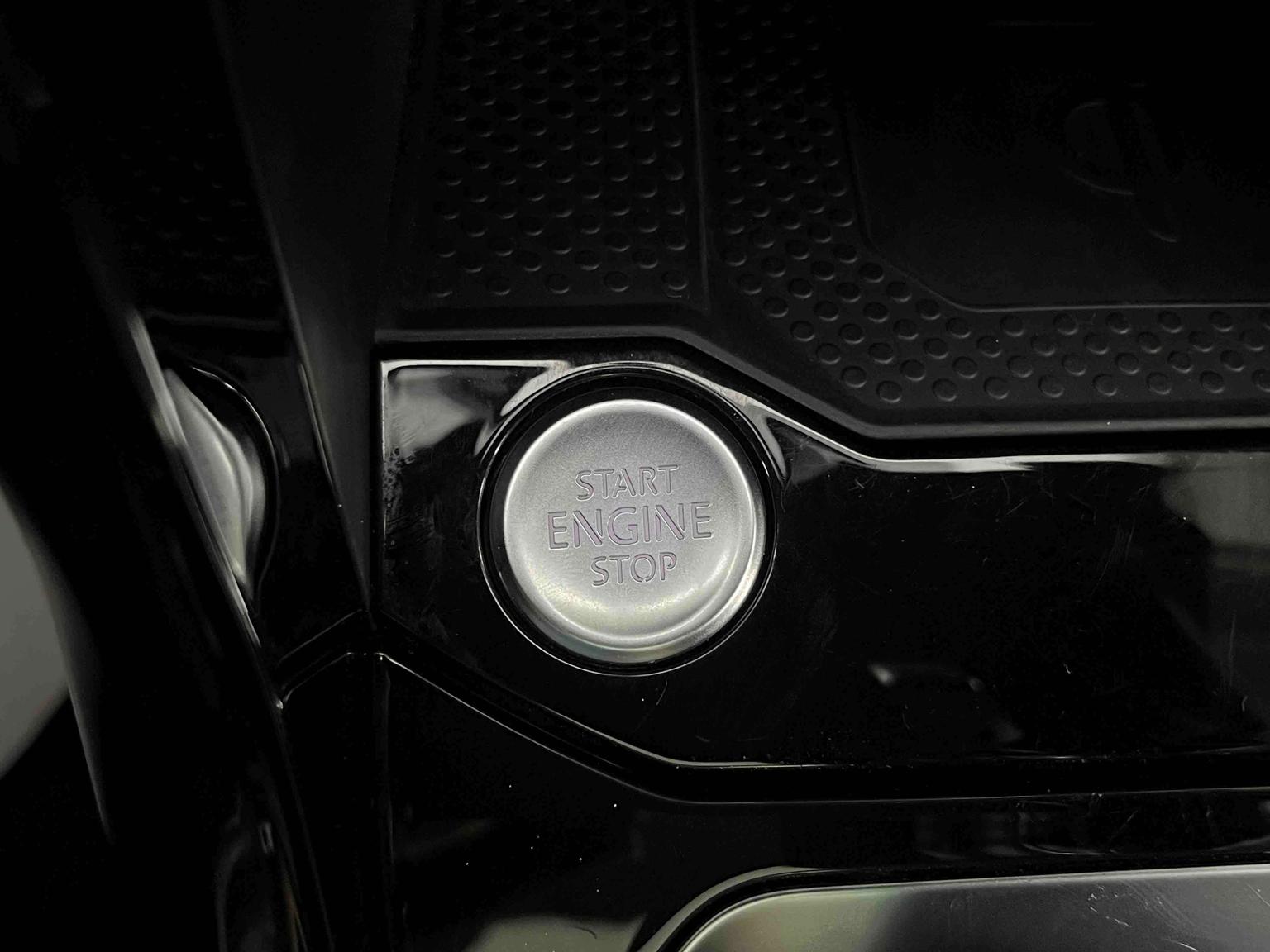 Volkswagen T-Roc 2022 280TSI DSG 2WD PLUS