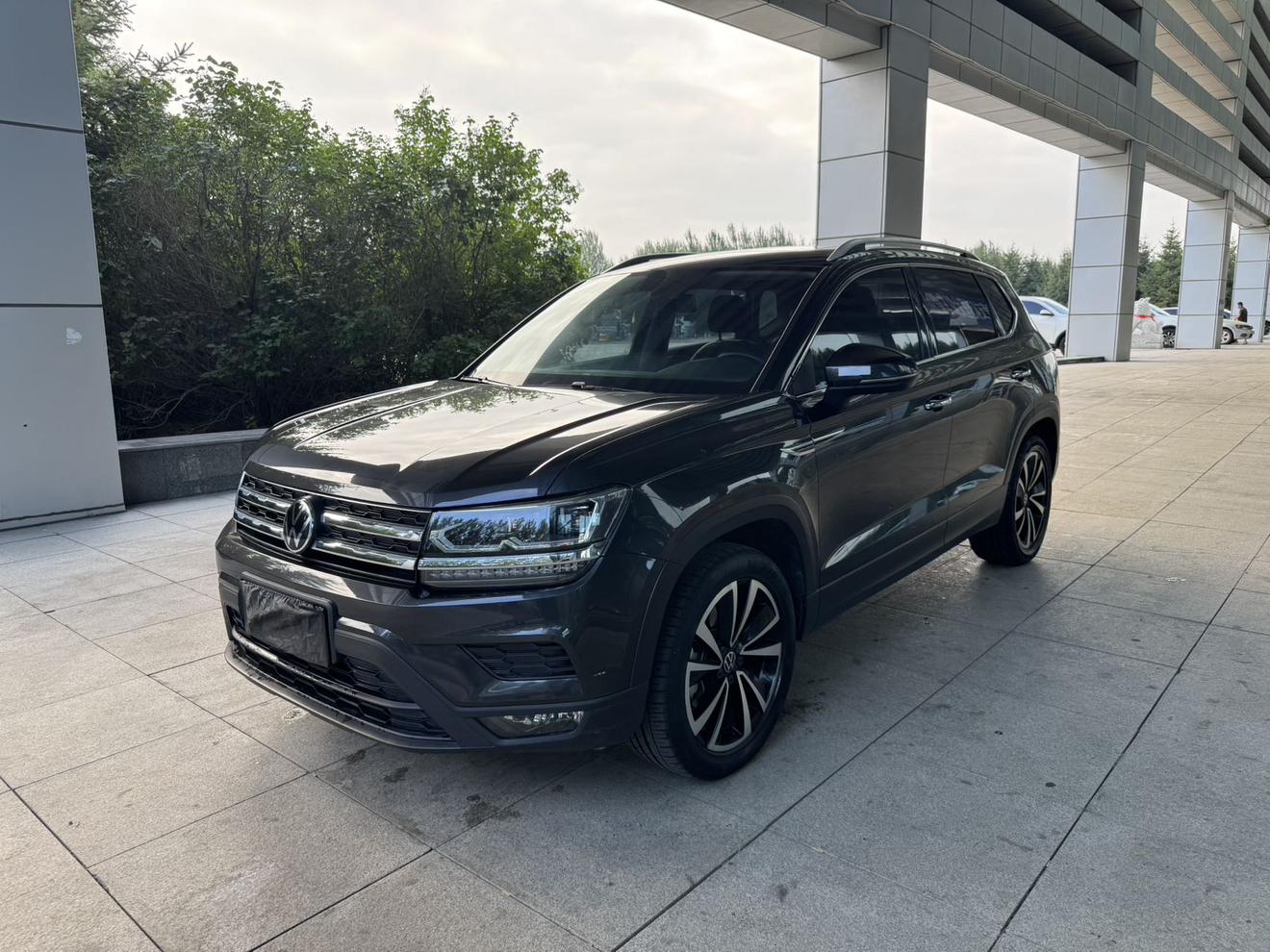 Volkswagen Tharu 2022 280TSI 2WD Fashion