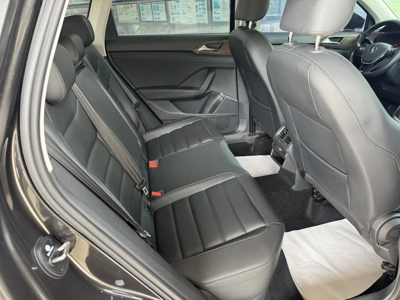 Volkswagen Tharu 2022 280TSI 2WD Luxury