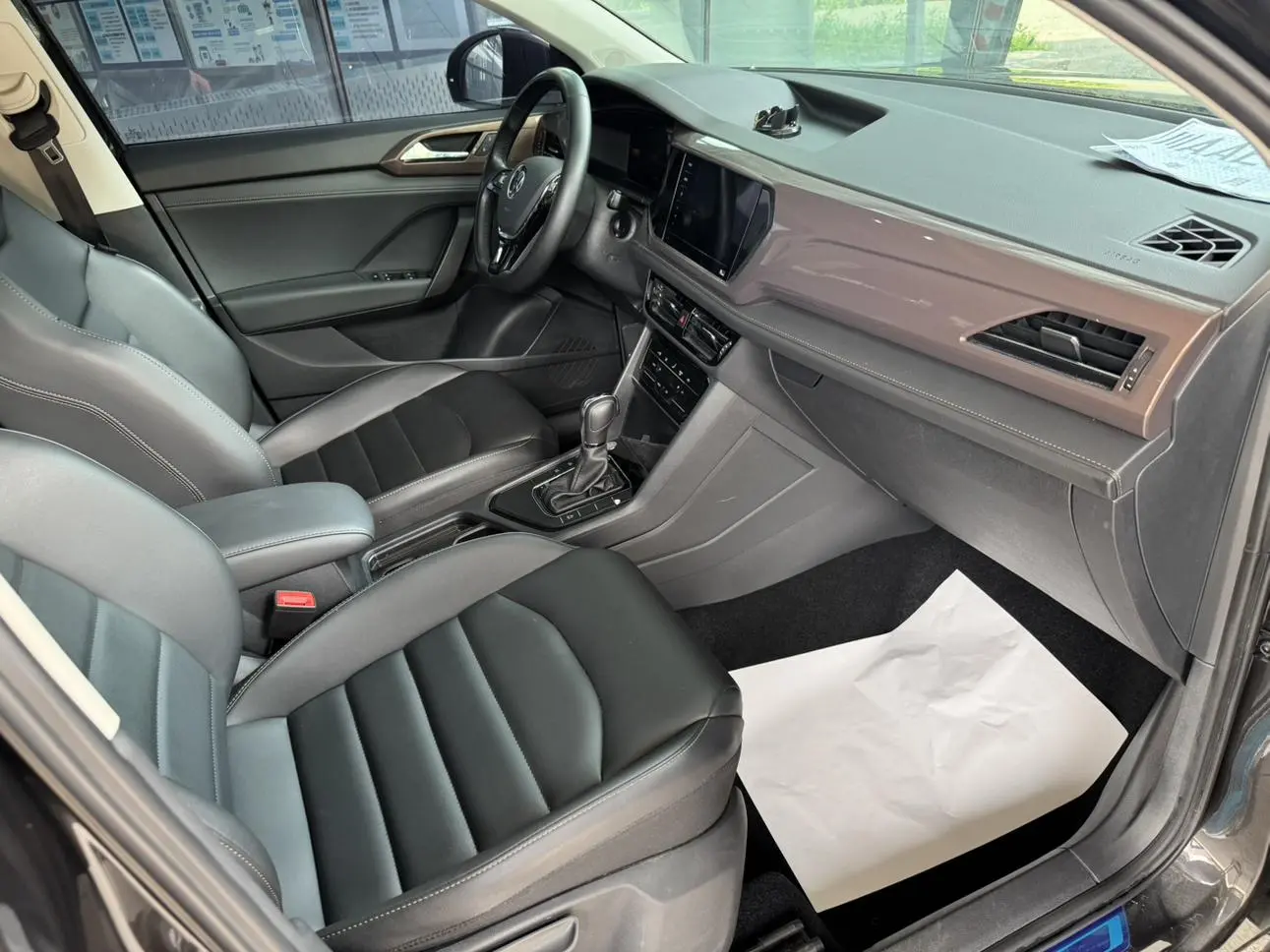 Volkswagen Tharu 2022 280TSI 2WD Luxury
