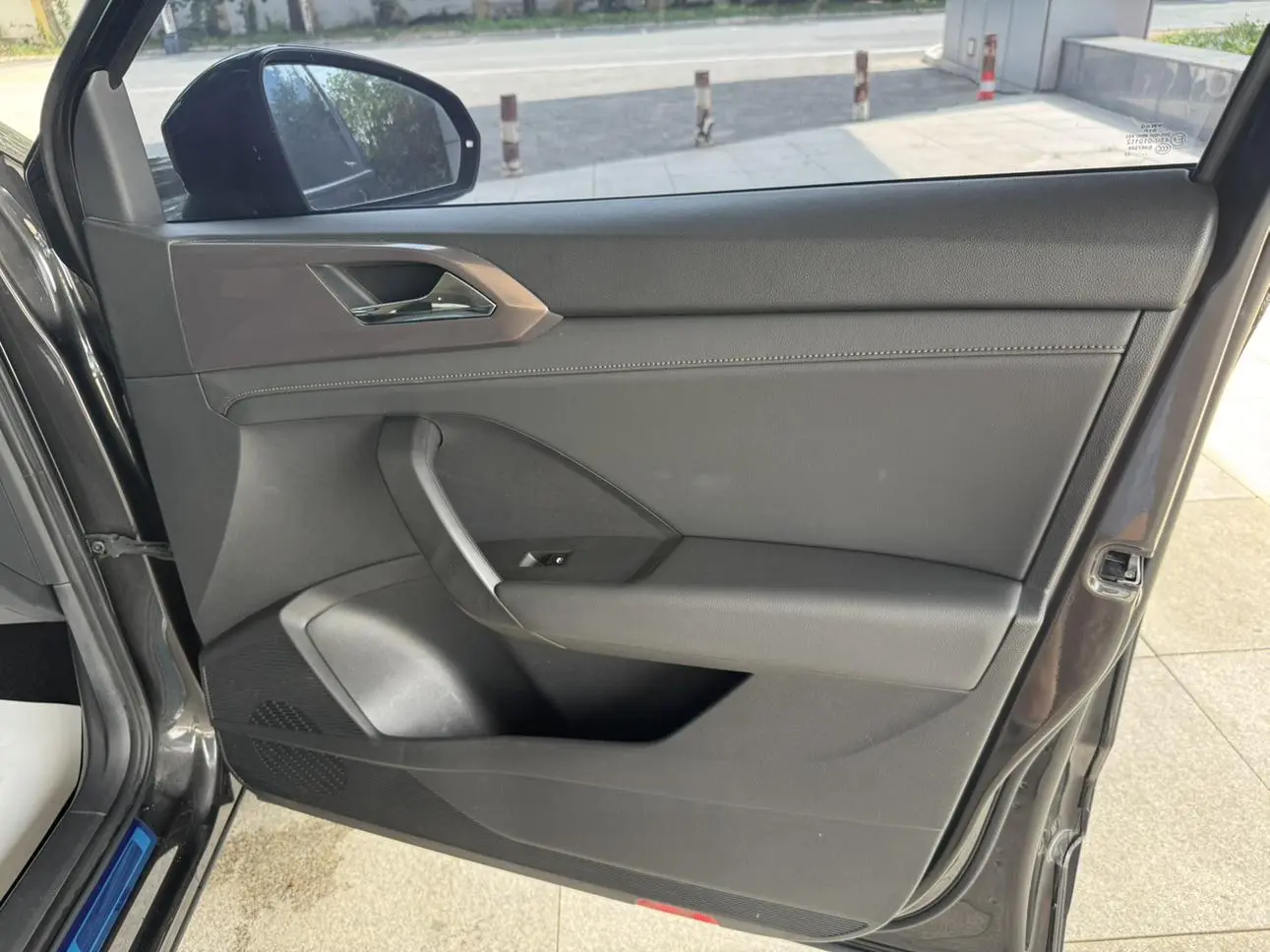 Volkswagen Tharu 2022 280TSI 2WD Luxury