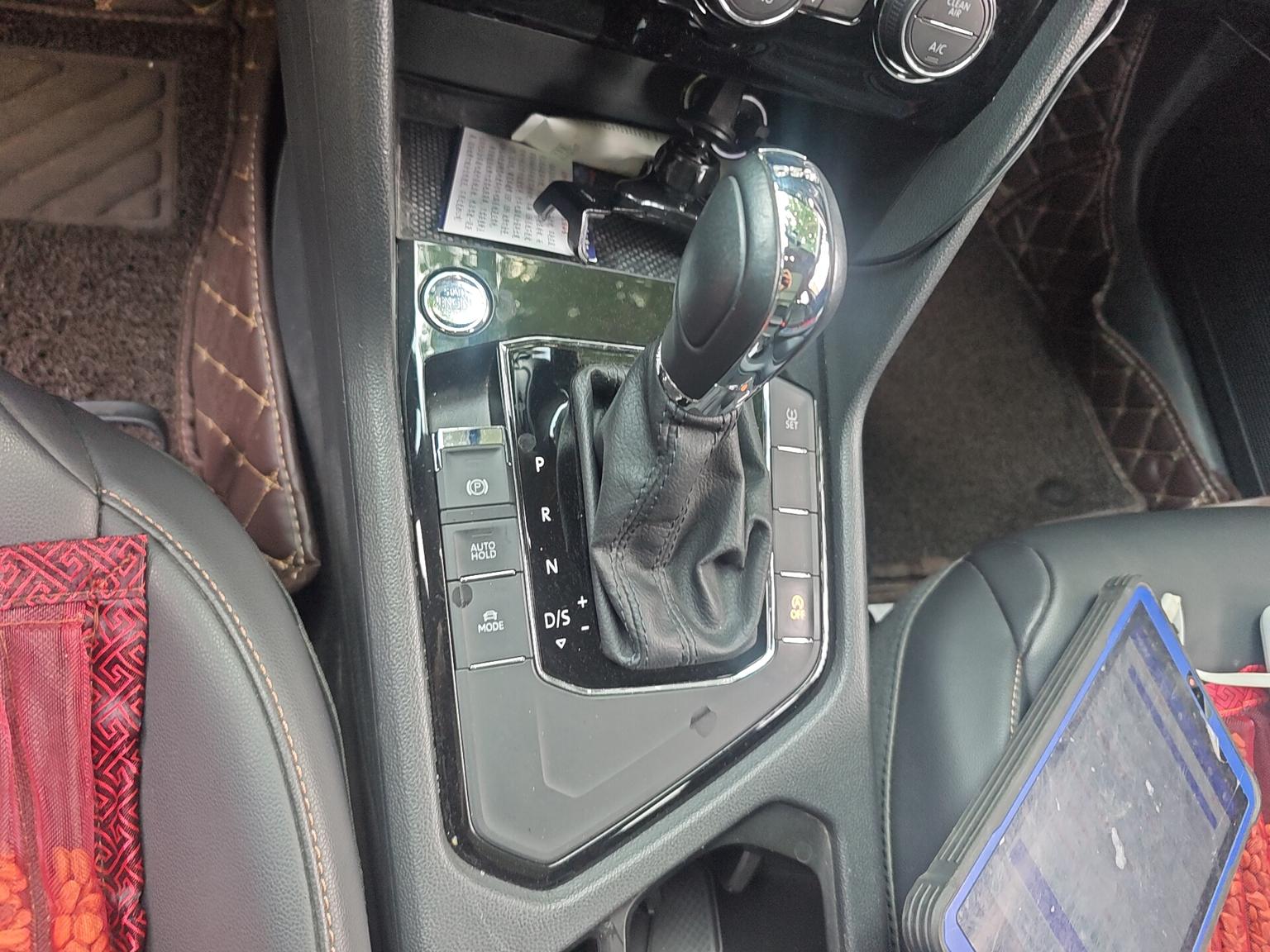 Volkswagen Tharu 2020 280TSI 2WD Luxury China VI