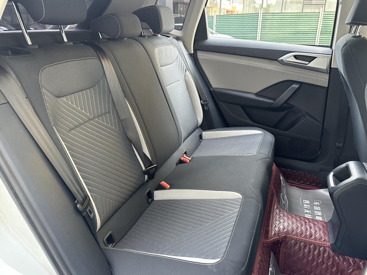Volkswagen Tharu 2023 300TSI 2WD