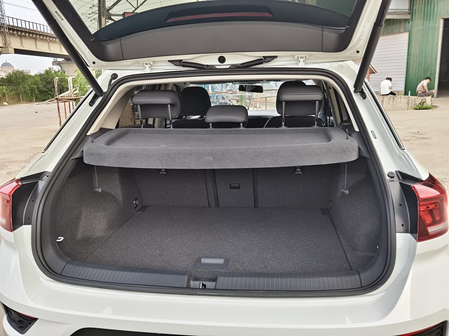 Volkswagen T-Roc 2022 280TSI DSG 2WD R-Line Pro PLUS