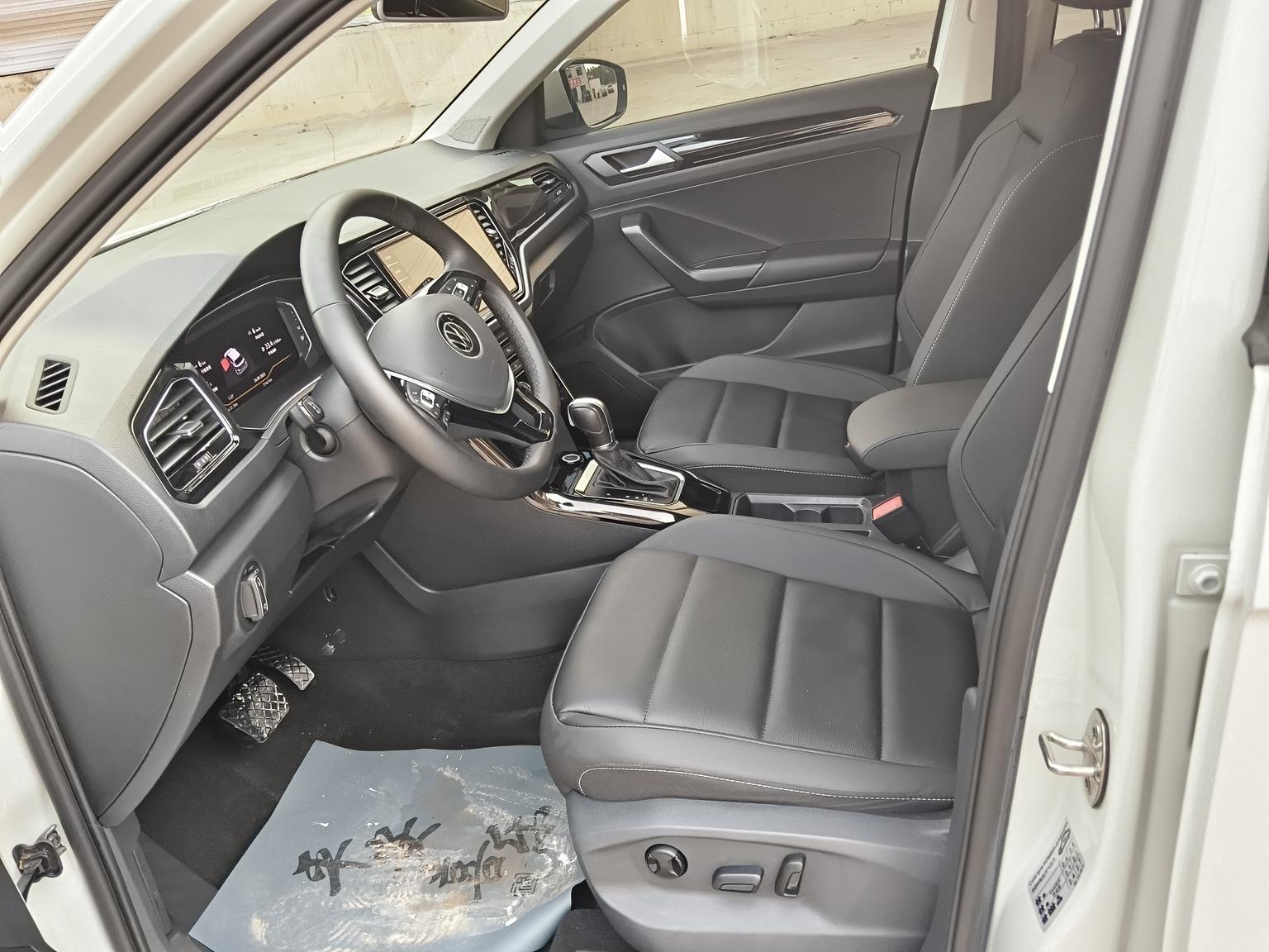 Volkswagen T-Roc 2022 280TSI DSG 2WD R-Line Pro PLUS