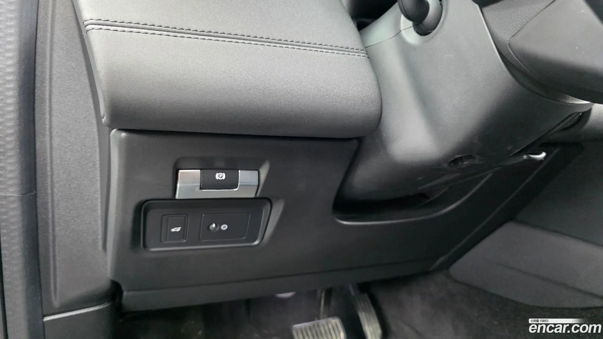 Land Rover Discovery Sport D180 SE