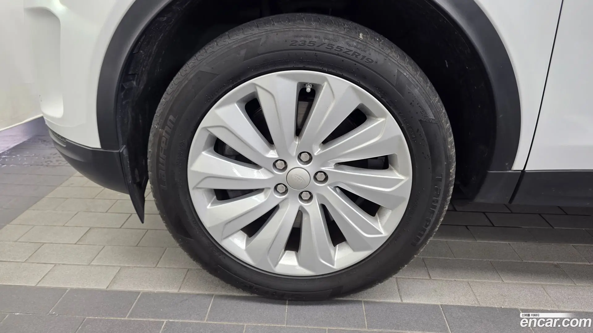 Land Rover Discovery Sport D180 SE