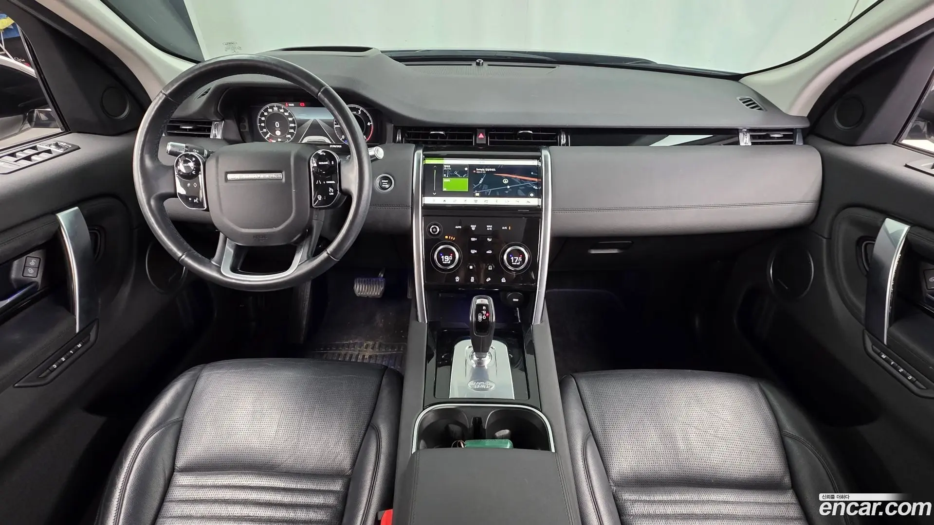 Land Rover Discovery Sport D180 SE