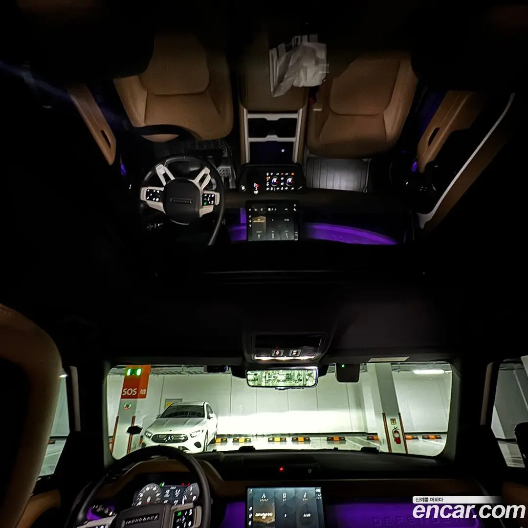 Land Rover Defender 110 D300 X-Dynamic HSE