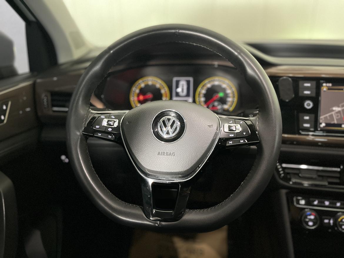 Volkswagen Tharu 2019 280TSI 2WD Luxury China VI
