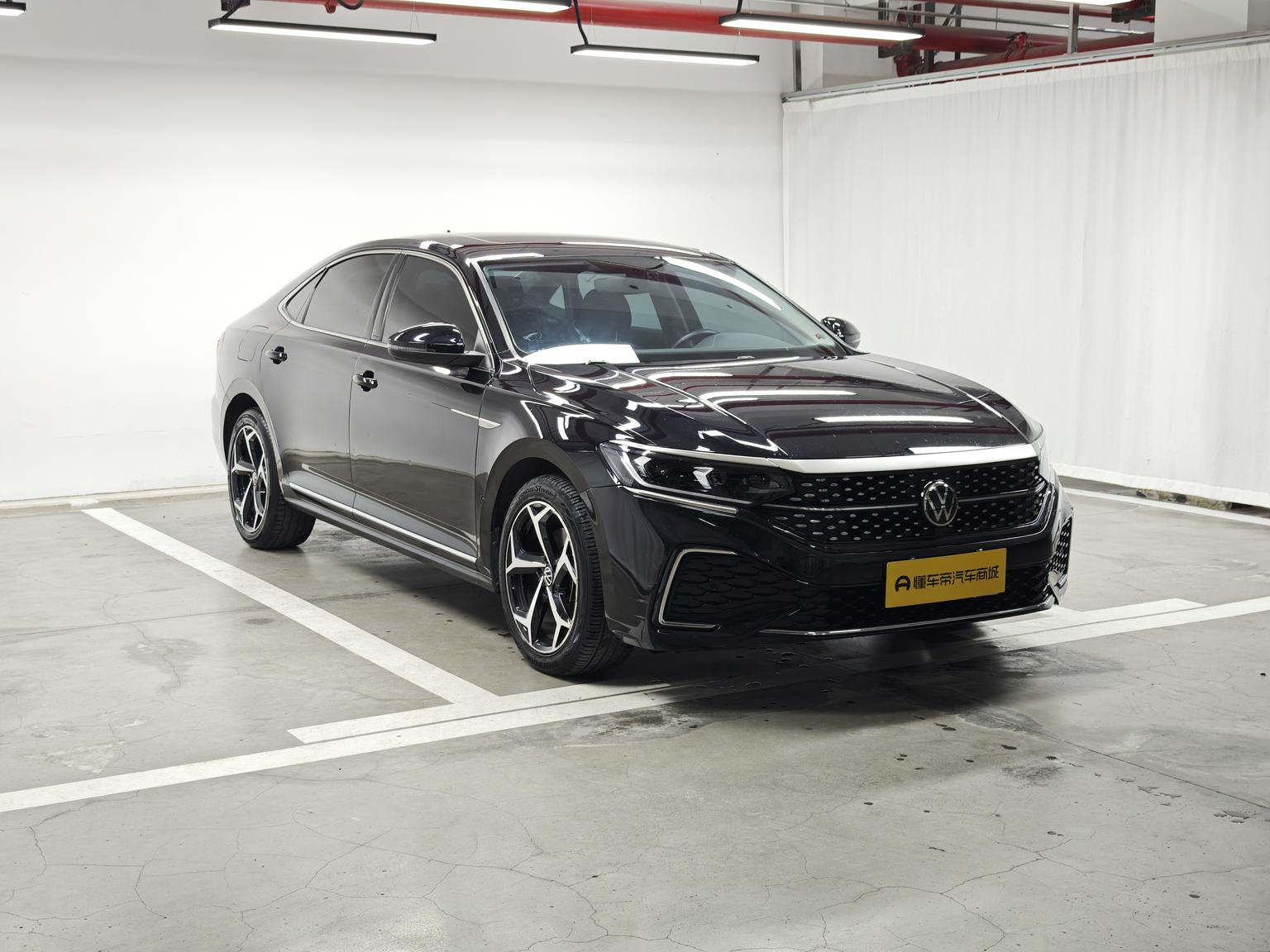 Volkswagen Passat 2023 Facelift 330TSI Star Elite