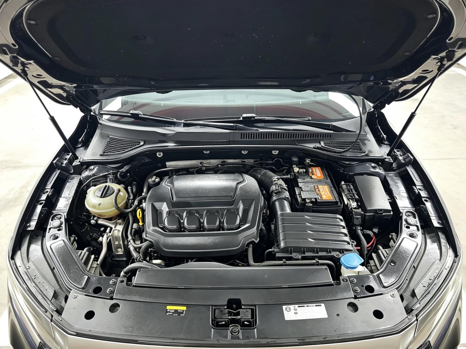 Volkswagen Passat 2023 Facelift 330TSI Star Elite