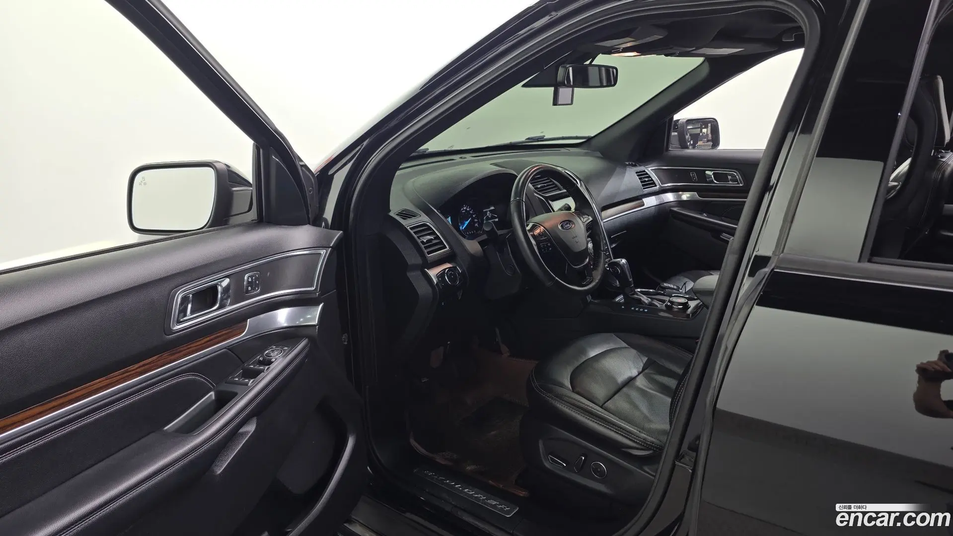 Ford Explorer 2.3 Limited 4WD