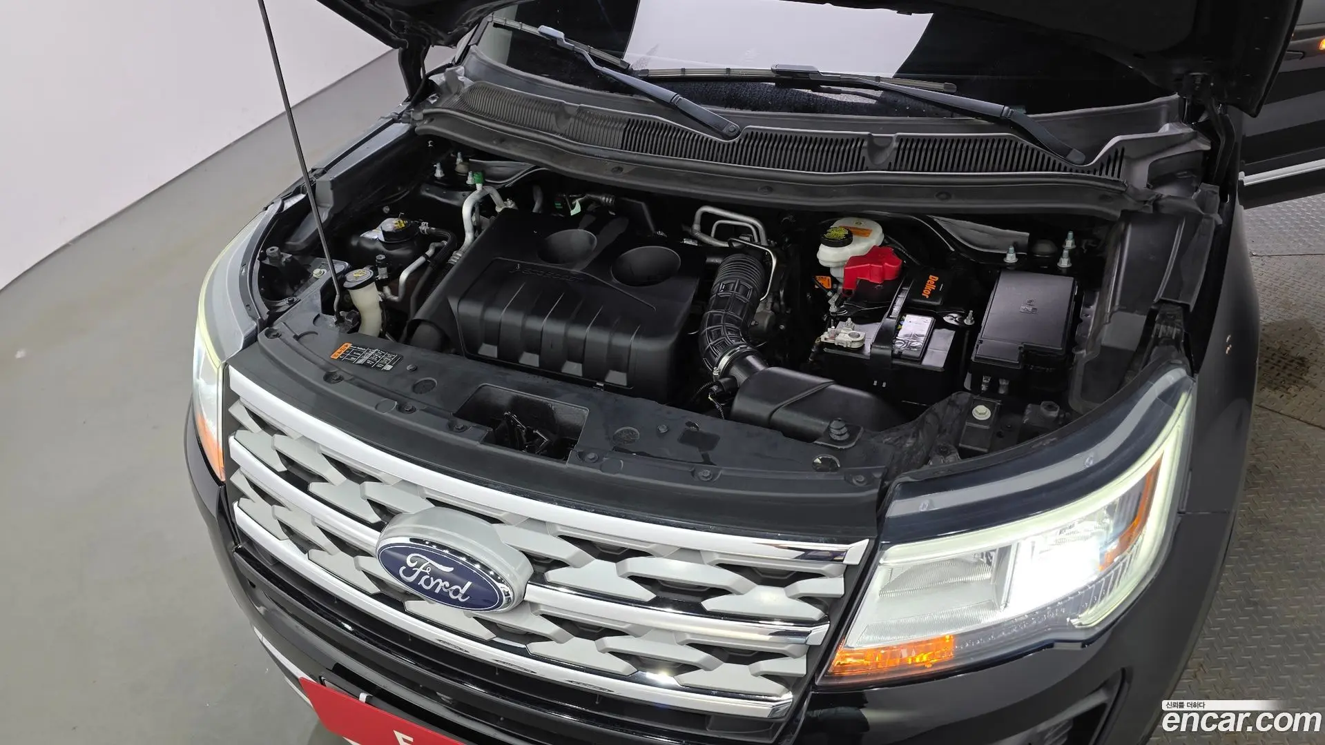 Ford Explorer 2.3 Limited 4WD
