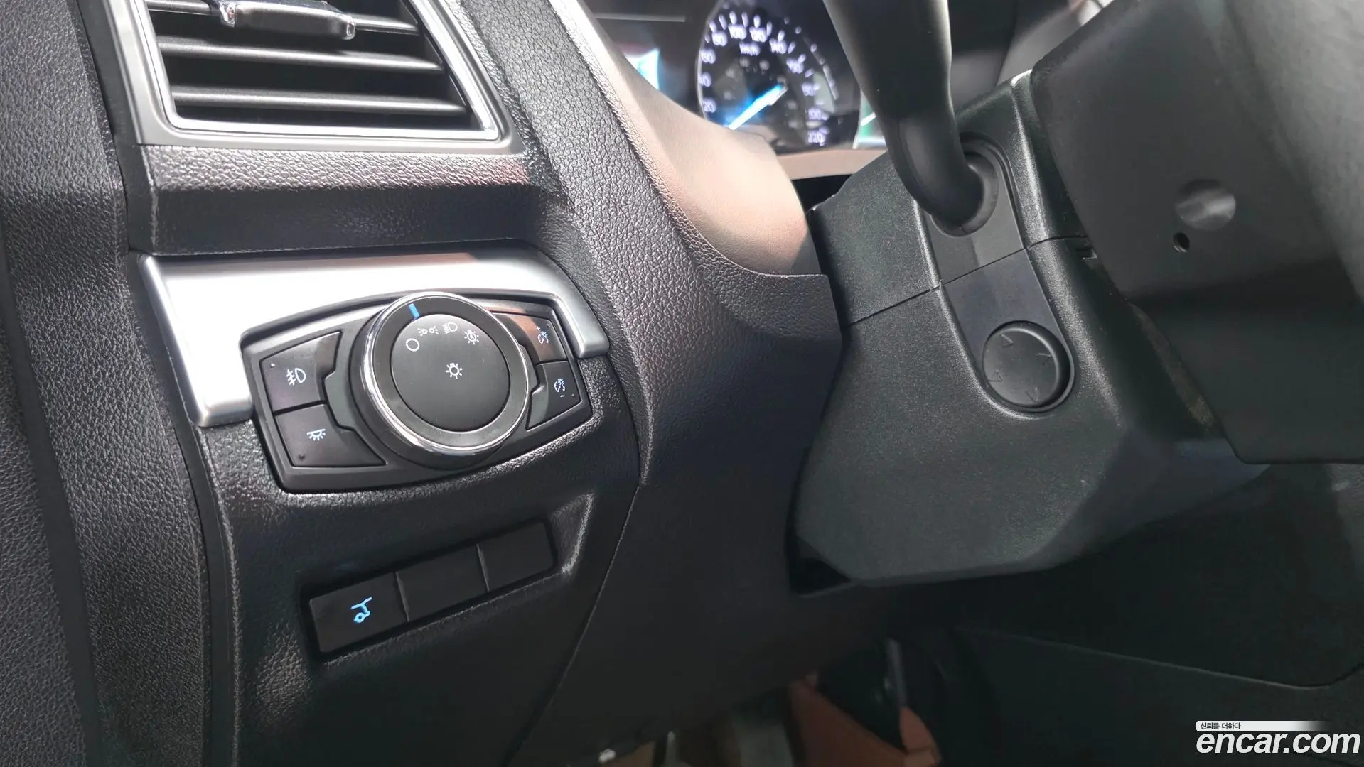 Ford Explorer 2.3 Limited 4WD