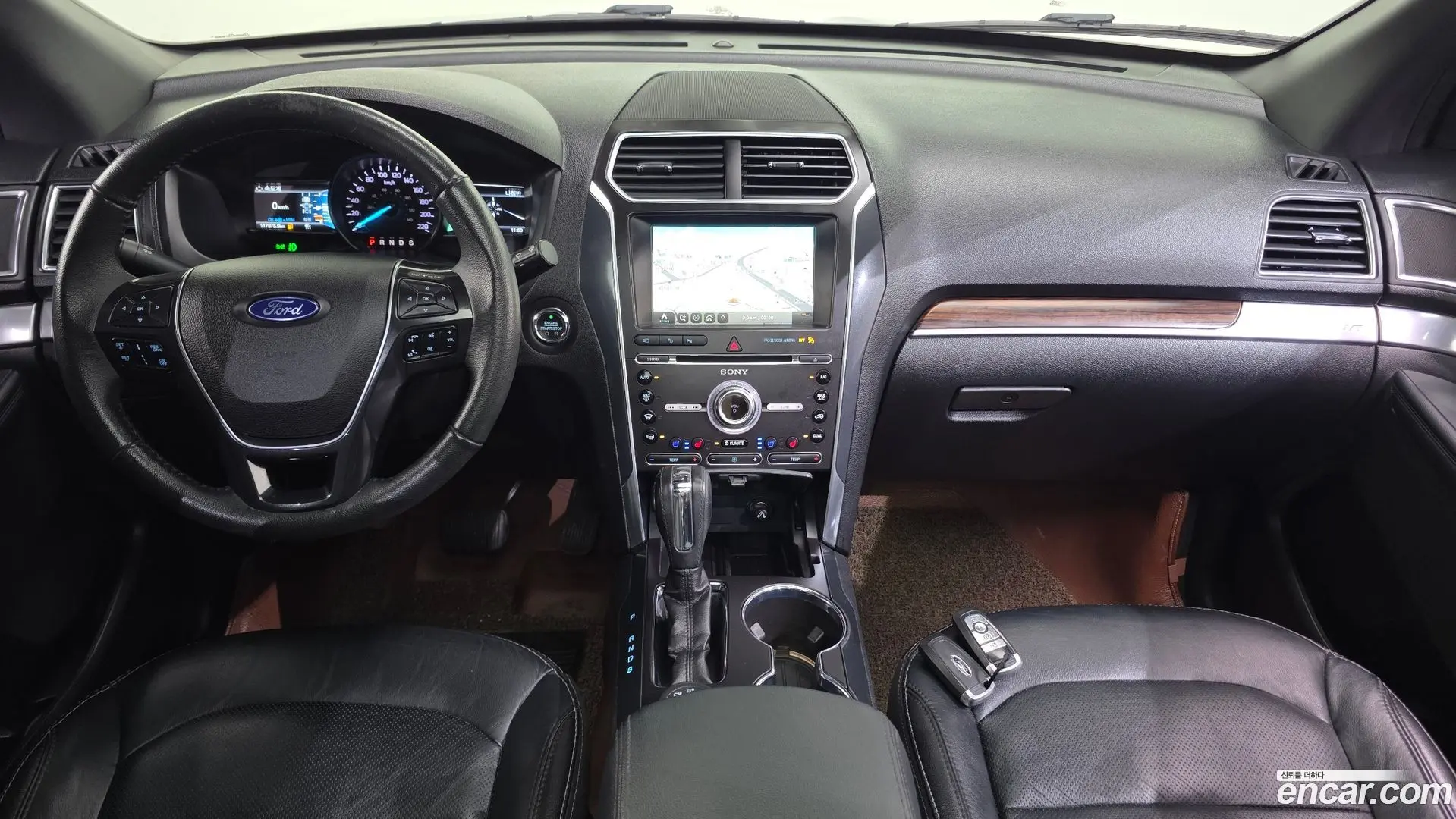 Ford Explorer 2.3 Limited 4WD