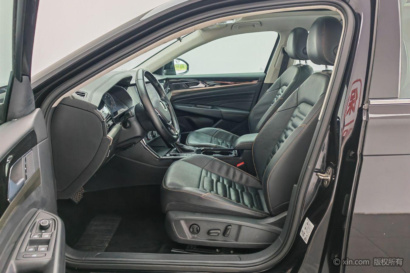 Volkswagen Passat 2021 330TSI Elite