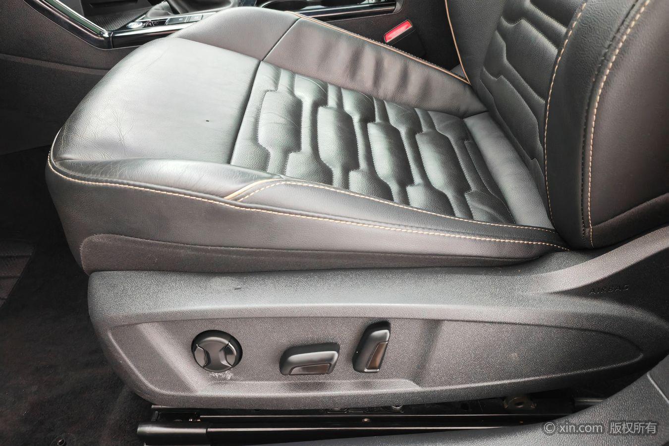 Volkswagen Passat 2021 330TSI Elite