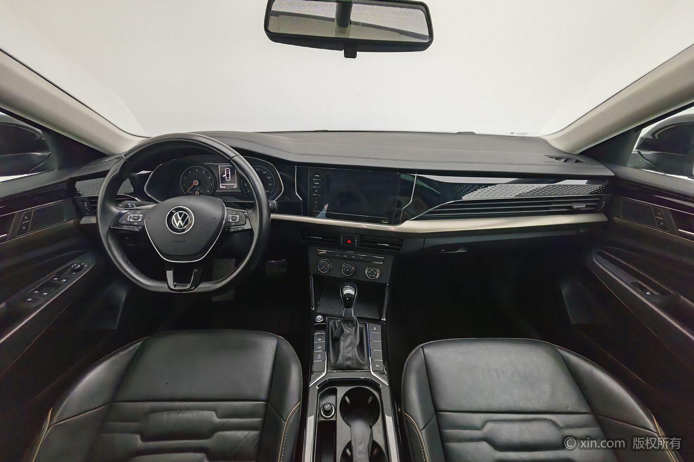 Volkswagen Passat 2021 330TSI Elite