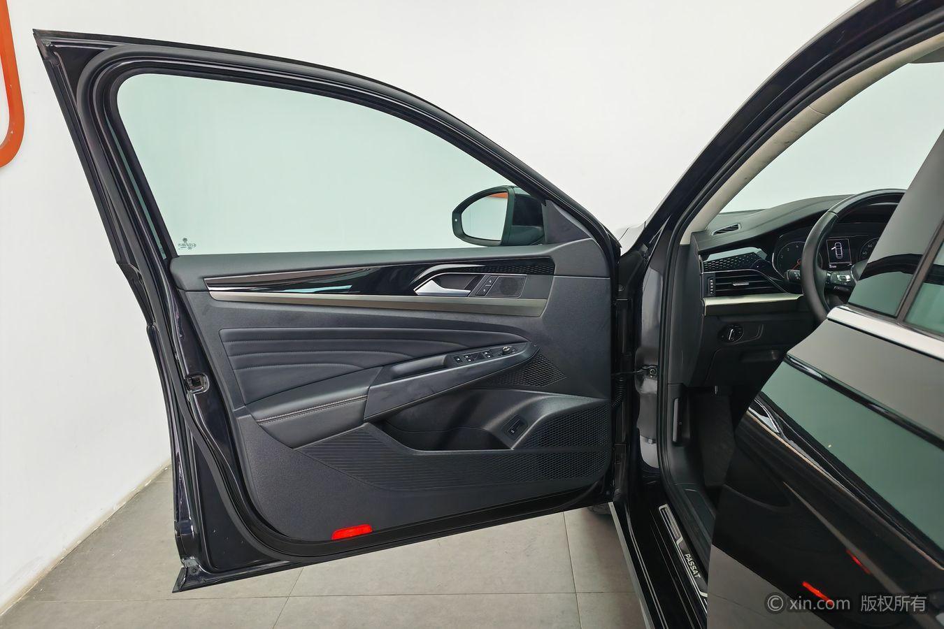 Volkswagen Passat 2021 330TSI Elite