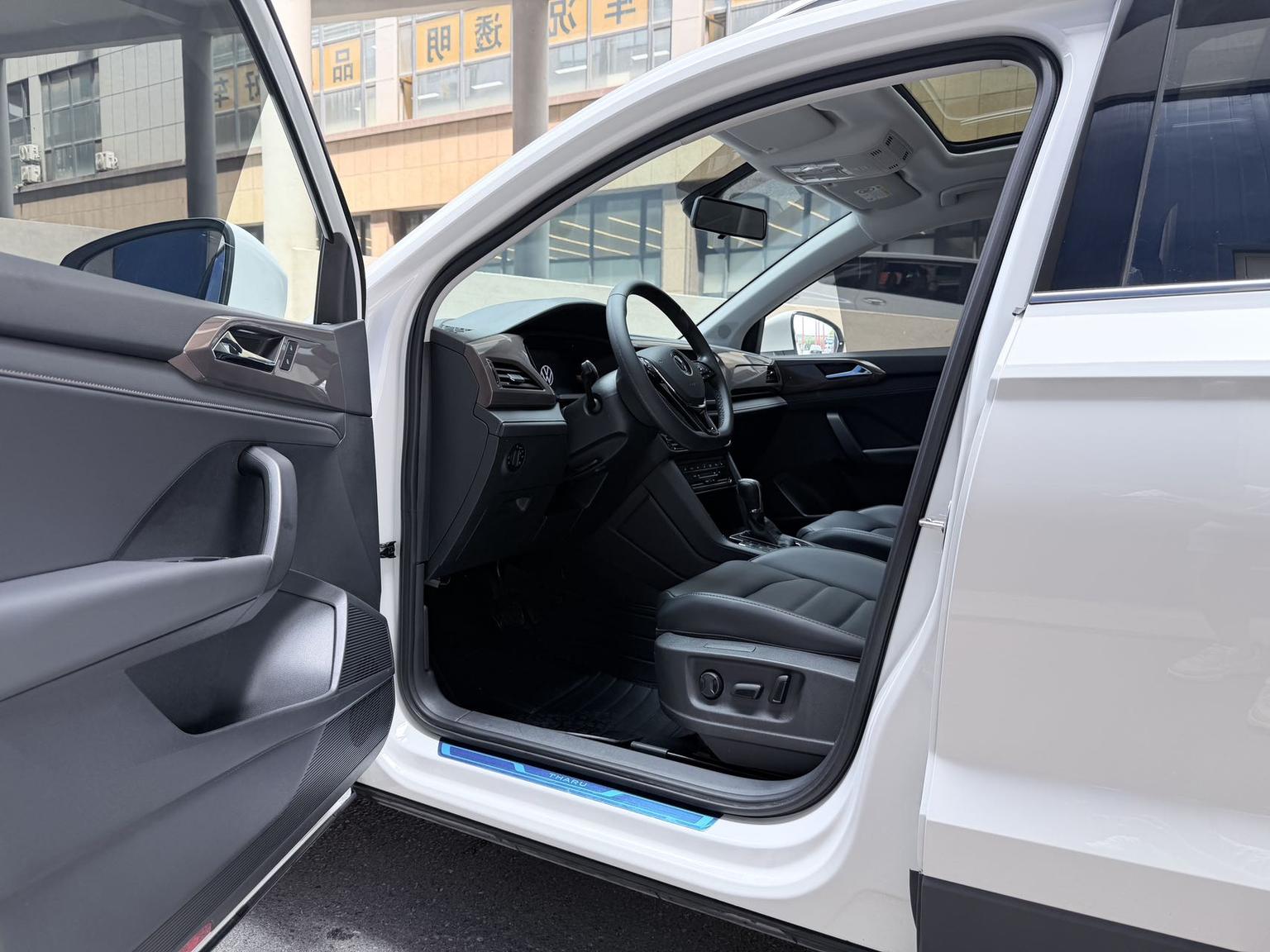 Volkswagen Tharu 2022 280TSI 2WD Luxury