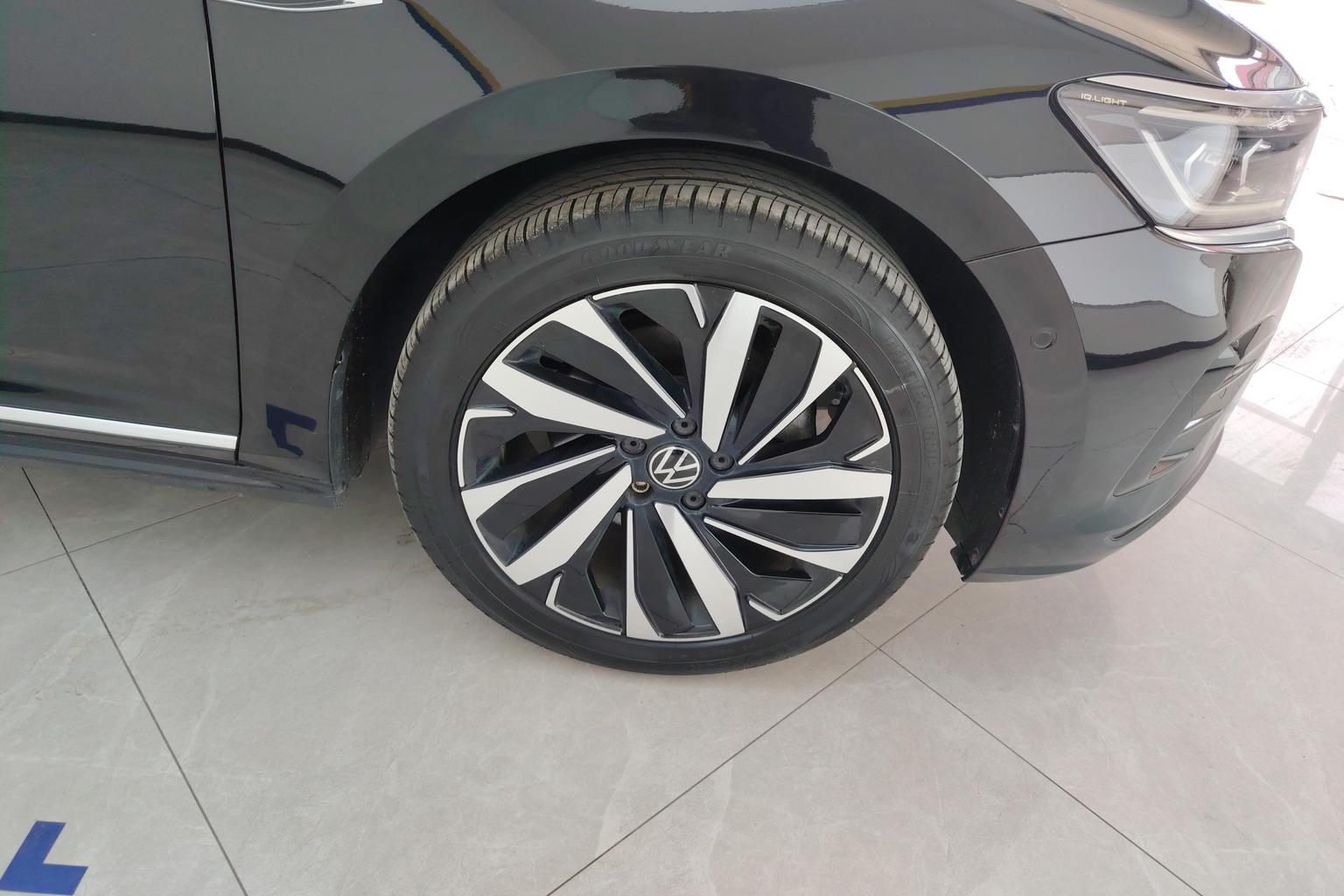 Volkswagen Passat 2022 330TSI Luxury