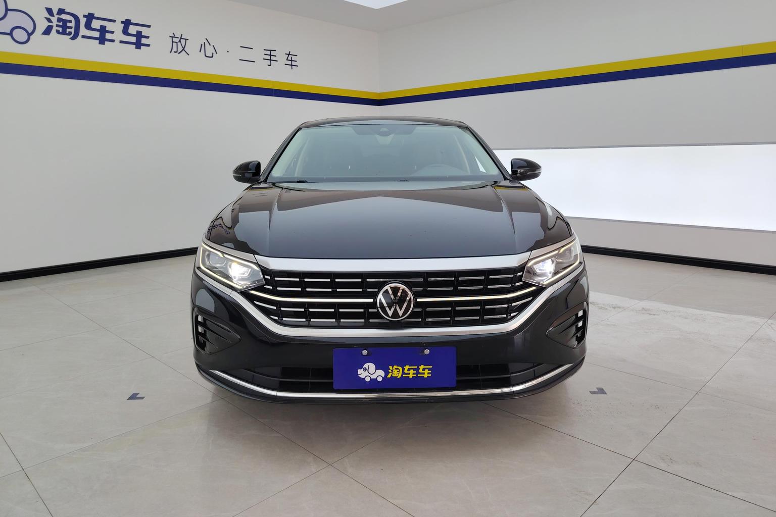 Volkswagen Passat 2022 330TSI Luxury