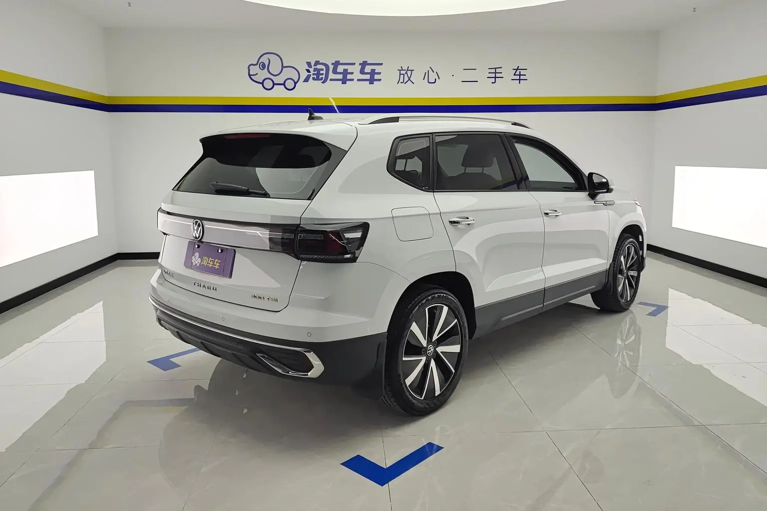 Volkswagen Tharu 2023 300TSI 2WD