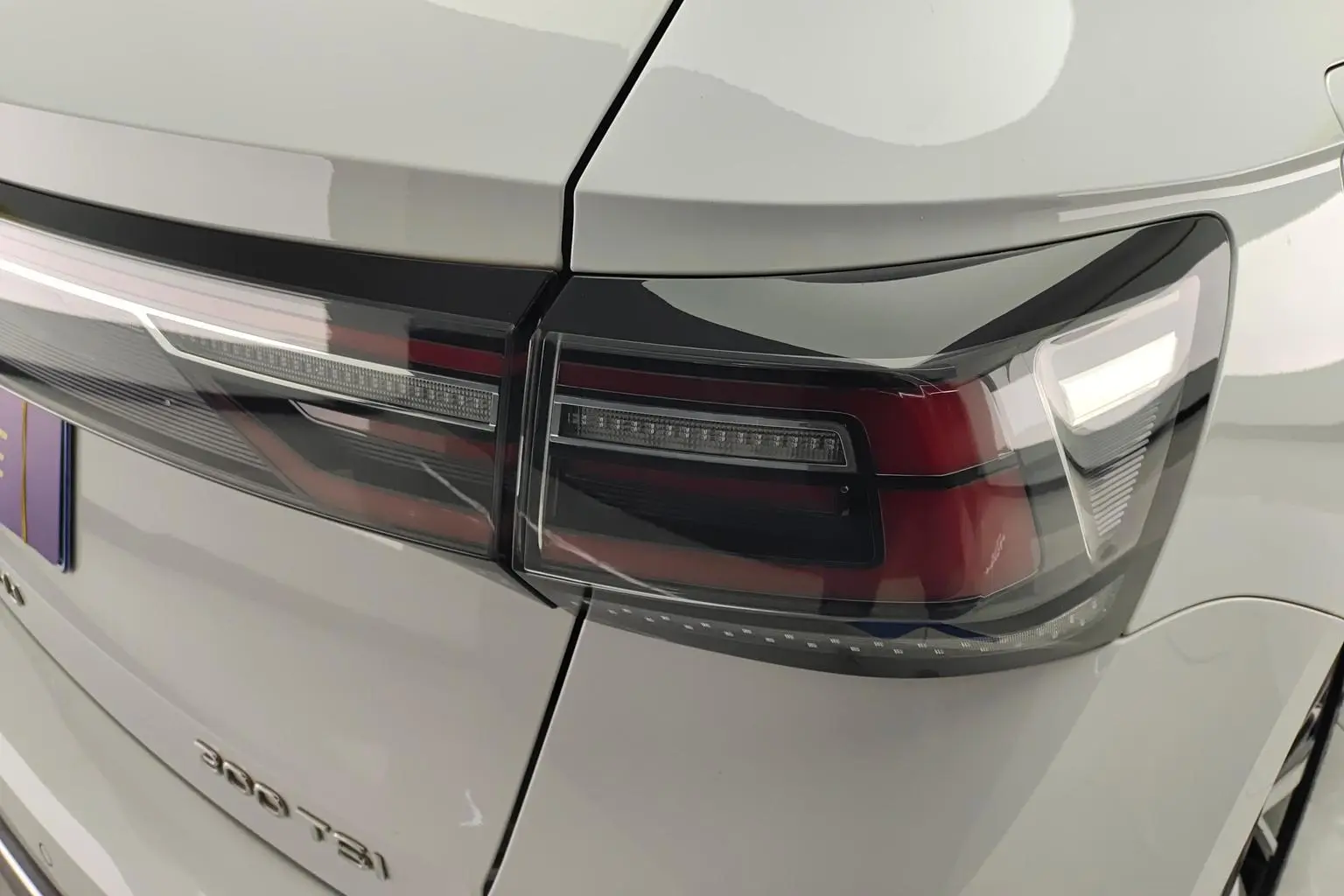 Volkswagen Tharu 2023 300TSI 2WD
