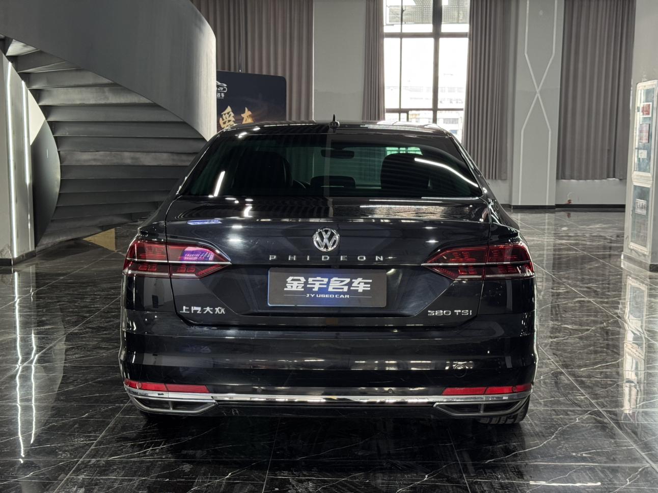 Volkswagen 2018 Facelift 380TSI 2WD Business