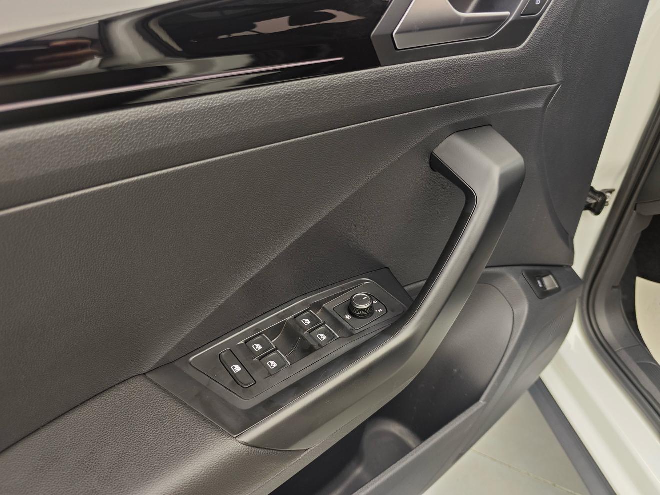 Volkswagen T-Roc 2020 280TSI DSG 2WD Comfort