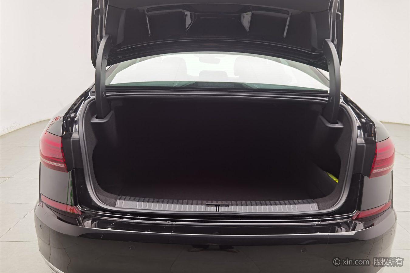 Volkswagen Passat 2023 Facelift 380TSI Luxury