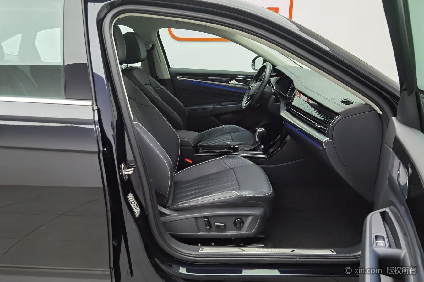 Volkswagen Passat 2023 Facelift 380TSI Luxury