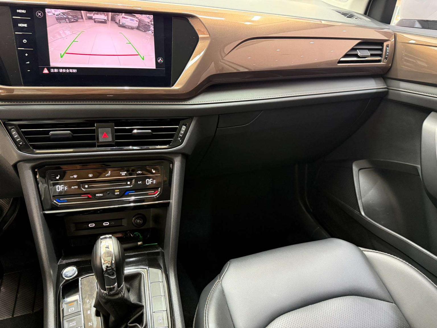 Volkswagen Tharu 2022 280TSI 2WD Luxury