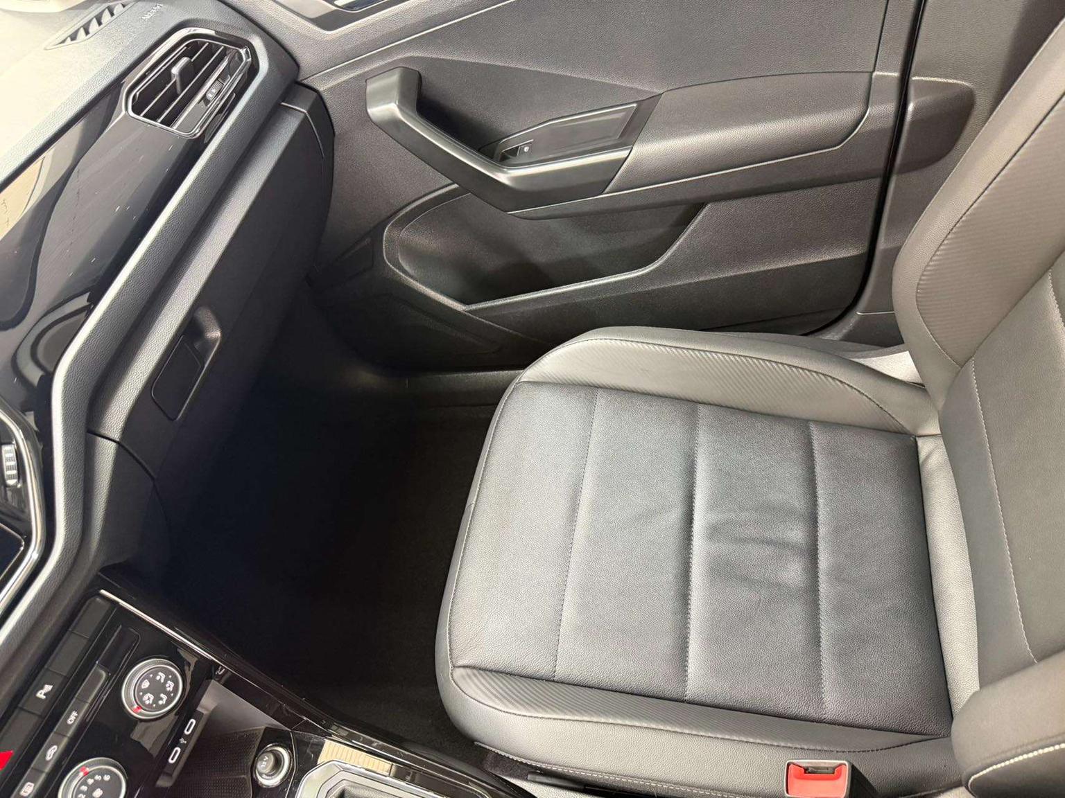 Volkswagen T-Roc 2022 280TSI DSG 2WD PLUS