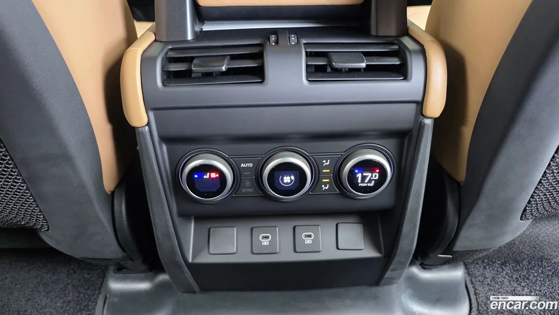 Land Rover Defender 110 P300 X-Dynamic SE