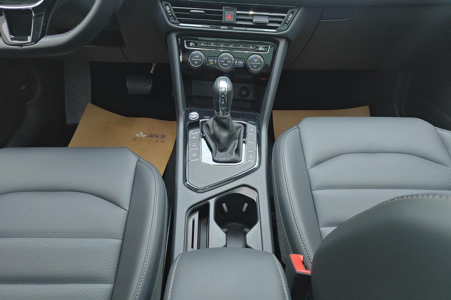 Volkswagen Tharu 2020 280TSI 2WD Luxury PLUS China VI