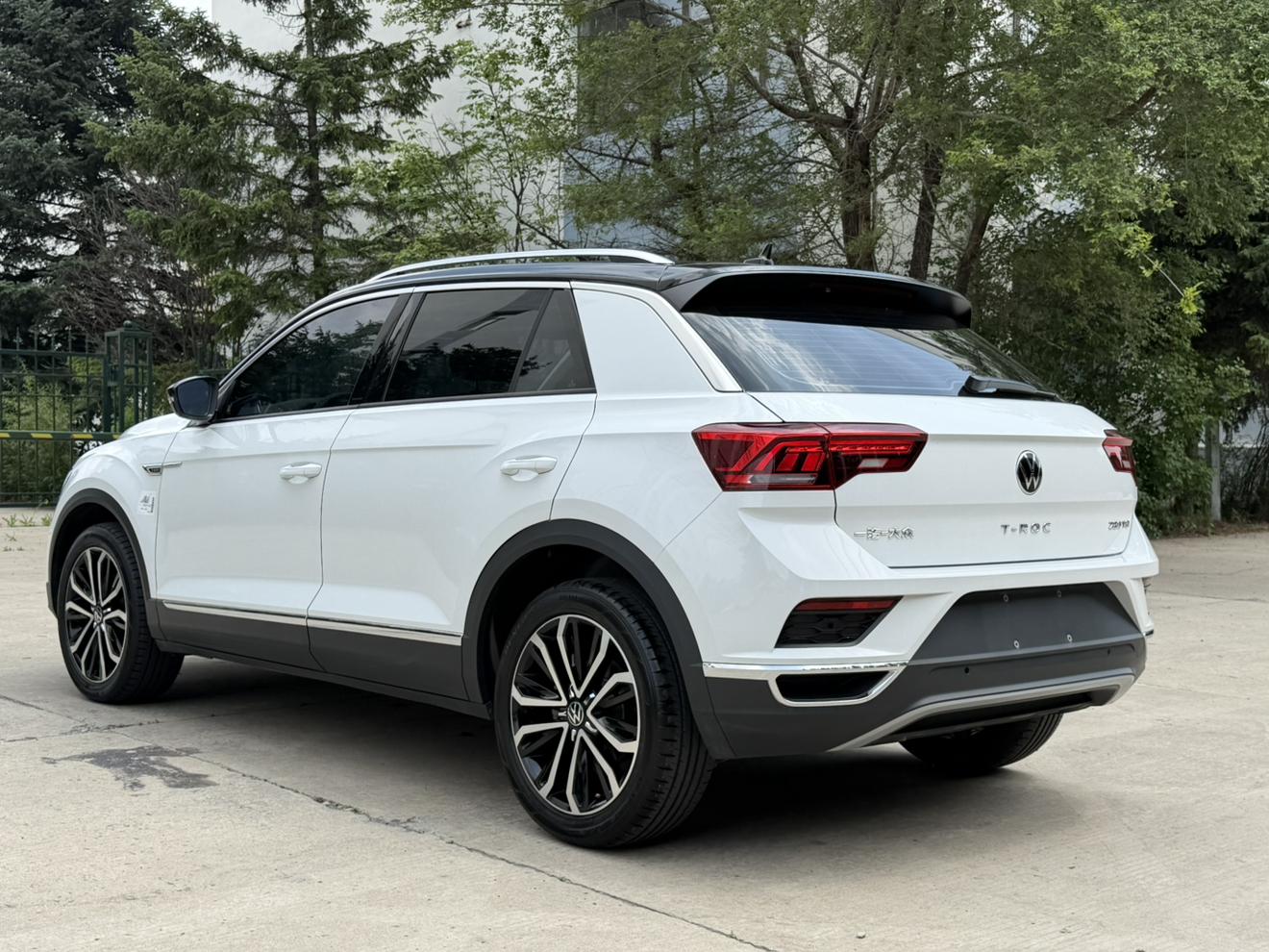 Volkswagen T-Roc 2022 280TSI DSG 2WD PLUS